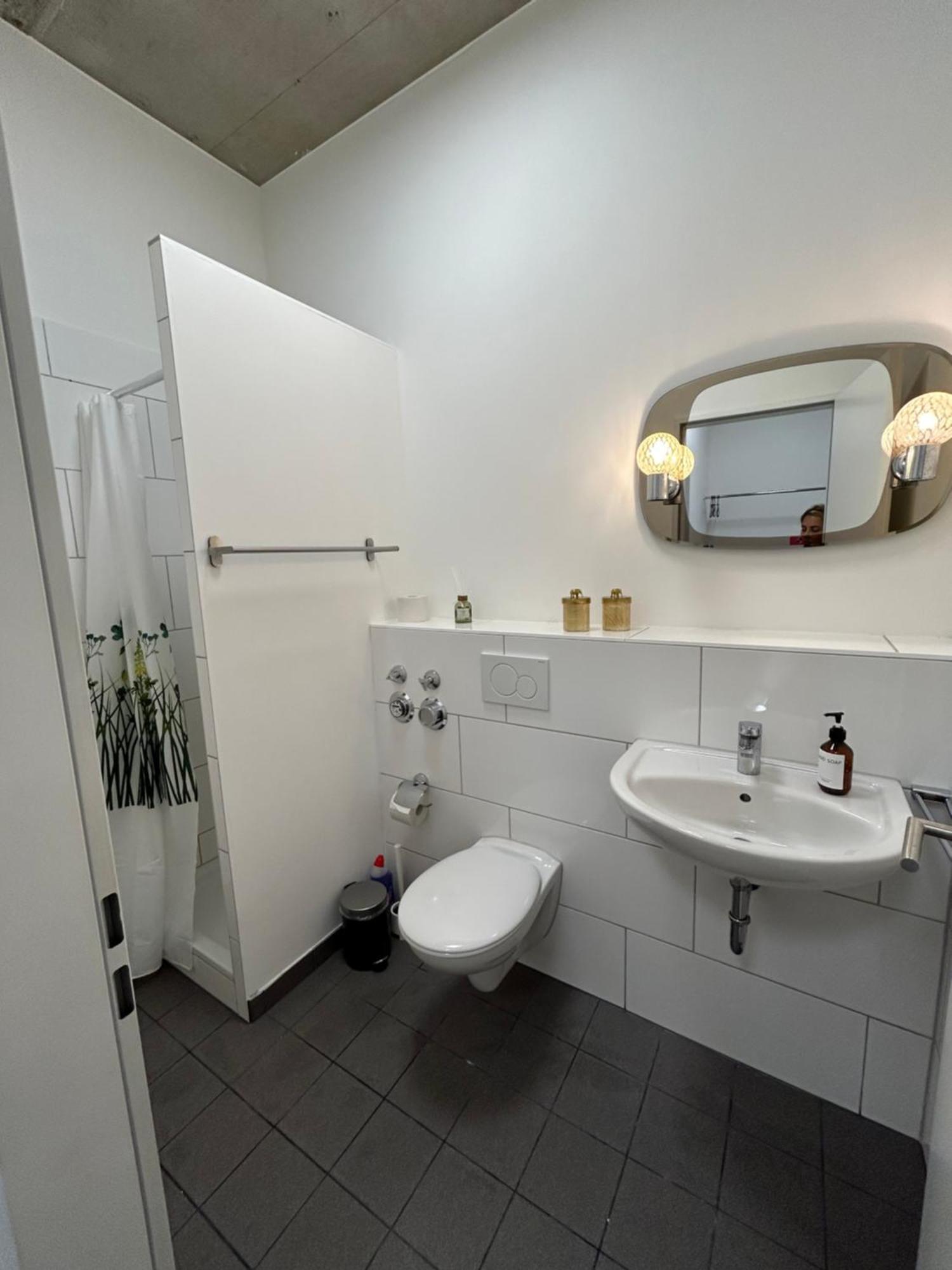 35 Qm Grosses Apartment Mit Eigenem Badezimmer In Den Elbvororten Hamburk Exteriér fotografie